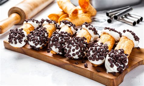 Easiest Way to Make Yummy Best Cannoli Near Me - Prudent Penny Pincher