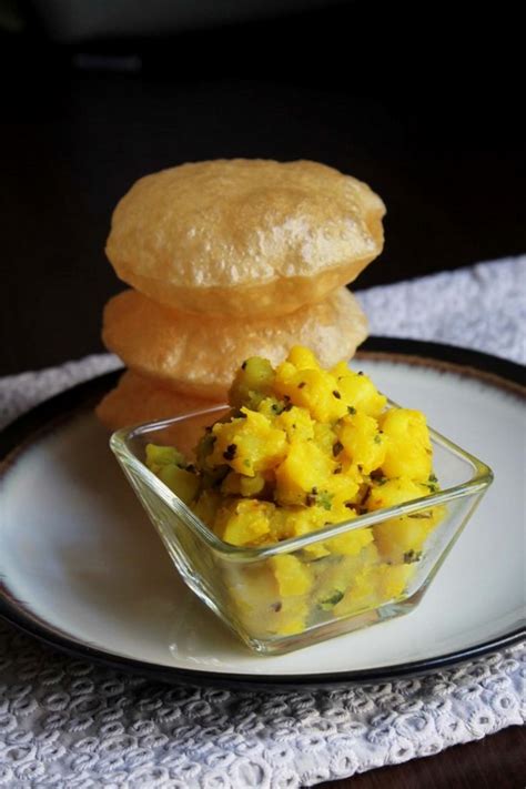 Poori Bhaji Recipe | How to make Poori bhaji / Puri bhaji