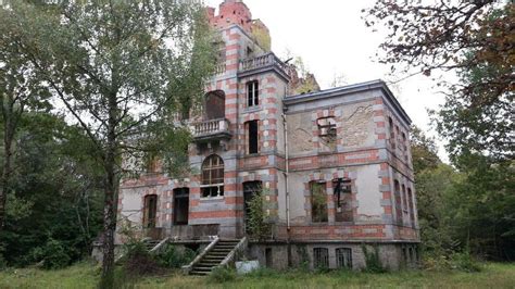 British Expat Restores Chateau de Chaumont: A Sanctuary of History and Hope