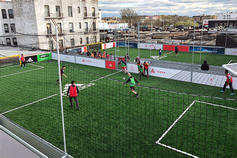 Rooftop Soccer - Upper 90 rooftop soccer pitches in Queens, New York