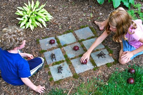 Wonderful DIY Easy Kids Garden Games