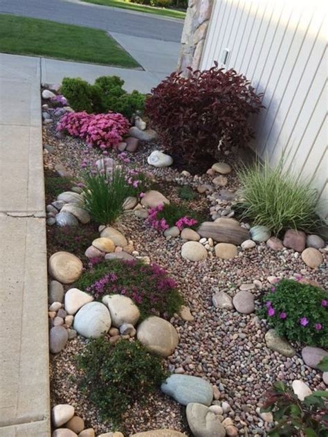 46 Gorgeous Front Yard Rock Garden Landscaping Ideas 27 | Rock garden ...