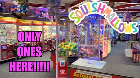 SQUISHMALLOW CLAW MACHINE ARCADE ALL TO OURSELVES - YouTube