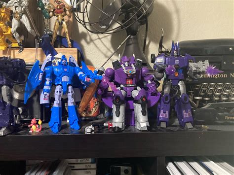 My incredibly basic movie decepticon display : r/transformers