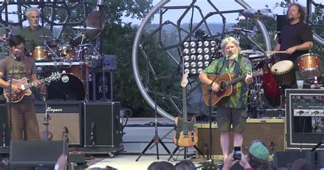 The String Cheese Incident Shares Live "Honky Tonk Heroes" In Memory Of ...