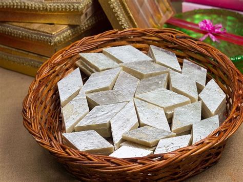 Kesar Kaju Katli Barfi, 1 kg at Rs 800/kg in Chirawa | ID: 27608351548