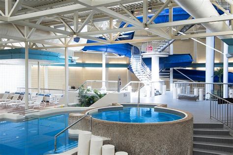 Sheraton Cavalier Saskatoon Hotel Pool: Pictures & Reviews - Tripadvisor