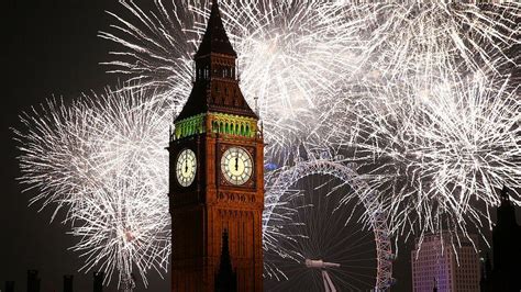 London New Year fireworks open to the public for first time in two ...