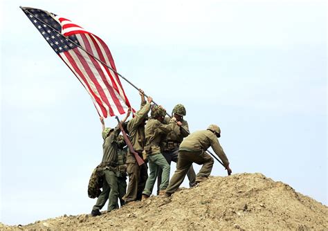 iwo jima flag raising.jpg | Flickr - Photo Sharing!