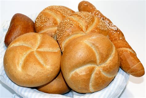 German Brotchen or Semmeln like from Germany