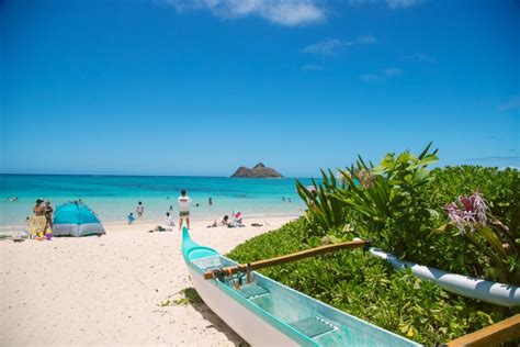 Amazing White Sand Beach in Lanikai - Honolulu, Hawaii - The Elevated ...