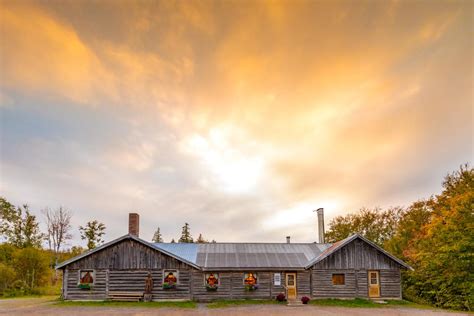 Sugar Moon Farm - Nova Scotia, Canada Maple Syrup Farm and Restaurant