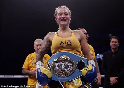 Ebanie Bridges beats Shannon O'Connell to retain the IBF female ...