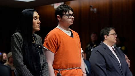 Michigan school shooting victims face Ethan Crumbley in court, judge ...