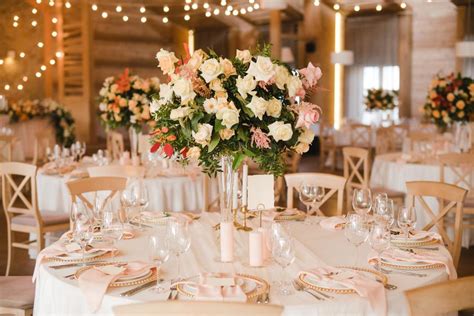 Blooming Beautiful: What to Consider When Choosing a Wedding Florist in ...