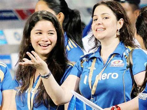 Sara Tendulkar Wiki, Biography, Age, Images, Family & More - News Bugz