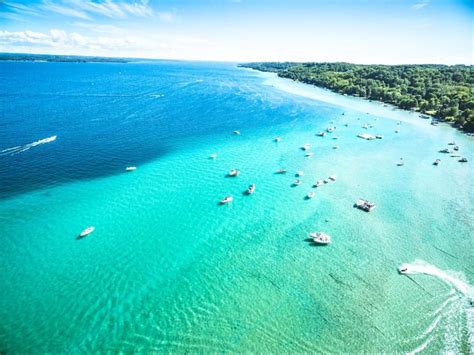 This lake in Michigan seriously looks like the Caribbean Sea | Michigan ...