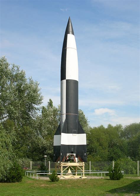 V2 rocket - Wikimedia Commons