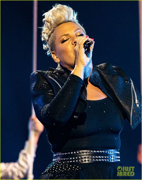 Pink Rocks the Stage During Rehearsals Ahead of Being Honored at ...