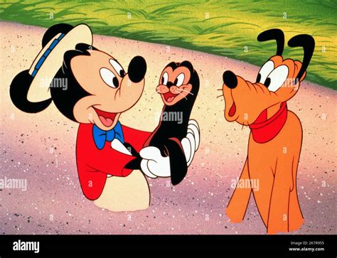 Walt disney pluto cartoon hi-res stock photography and images - Alamy