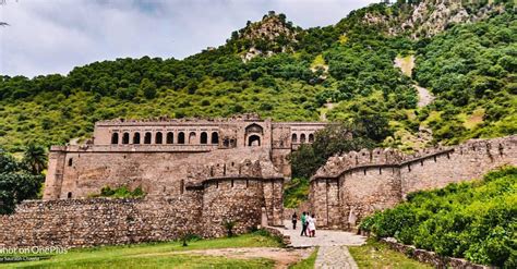 Bhangarh Fort : The Most Haunted Place in India - Rajasthan