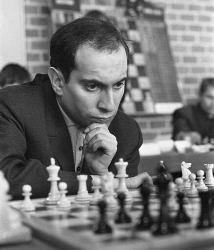 Mikhail Tal - Biography