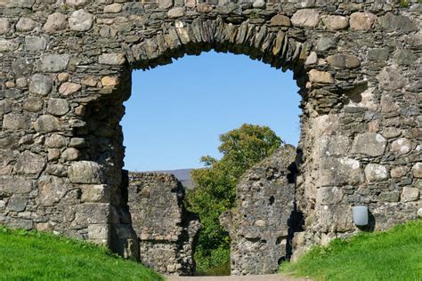 Old Inverlochy Castle Visits & Tours | Full Castel History