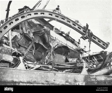 Uss maine explosion hi-res stock photography and images - Alamy