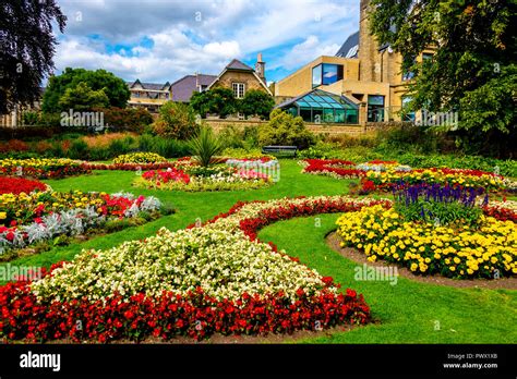 Sheffield, UK - August 31 2018: Sheffield Botanical Gardens Stock Photo ...