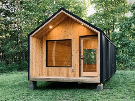 Prefab Cabins & Tiny House Trailers by Modular Dwellings | Field Mag