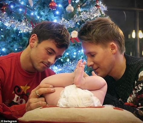 Tom Daley and husband share sweet photo of their baby son - WSTale.com