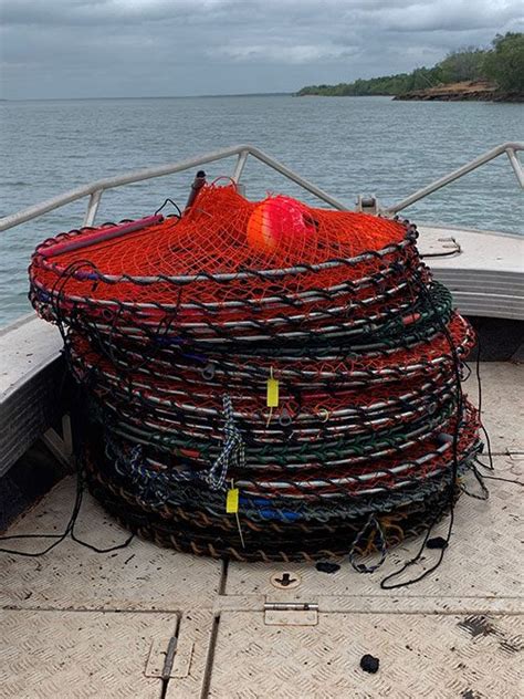 Regulations for marking and using crab pots