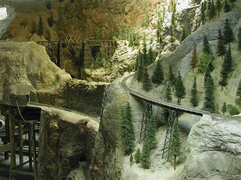 model train mountain scenary | The Golden Spike Model Railroad Club N ...