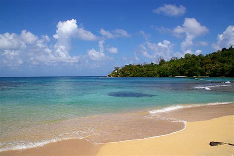 Colons Caribbean Beaches | Panama Travel Tips, Tours & Pictures