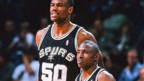 Former Spur Avery Johnson credits David Robinson for personal growth | WOAI