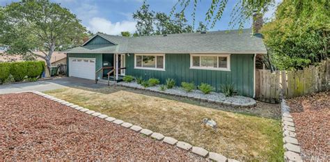 Home in Novato | 5 Hayes St, Novato, CA 94947