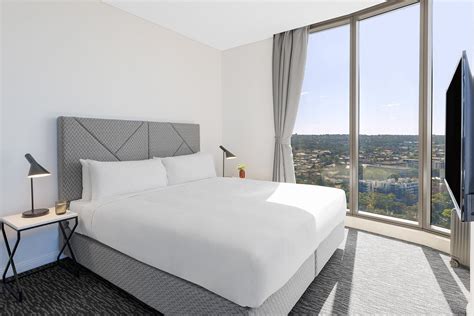 MERITON SUITES GEORGE STREET, PARRAMATTA - Updated 2023 Prices & Hotel ...