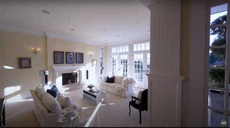 Inside the 5-Bedroom Home Where Michael Bublé’s Family Lived While Son ...