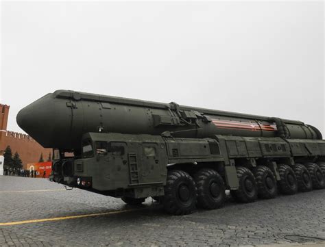 Russia Claims Its RS-28 Sarmat ICBM Has "Practically Unlimited Range ...