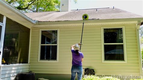 How to Clean Gutters from the Ground with a Ryobi Gutter Blower ...