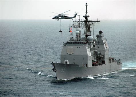 CG - USS Mobile Bay (CG-53) : Guided Missile Cruiser