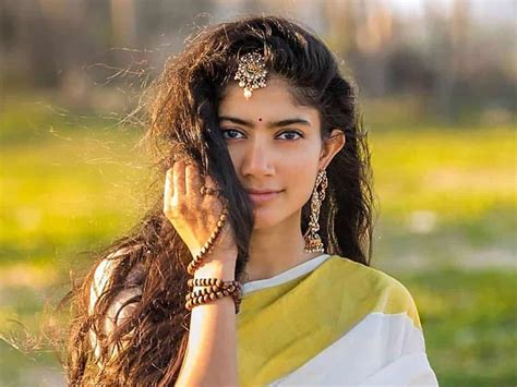 Hawt Rumour: Sai Pallavi As Sita In Ramayan