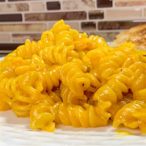 Copycat Boston Market Mac and Cheese - Hot Rod's Recipes