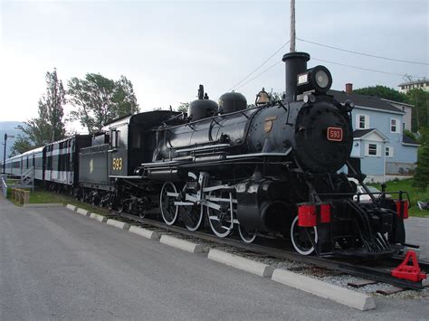 File:Baldwin Pacific Class 4-6-2 steam locomotive, Humbermouth Historic ...