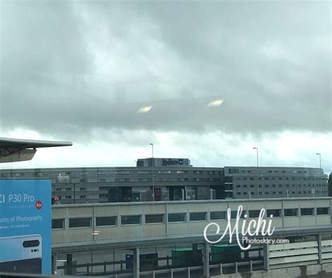 Michi Photostory: Where to Stay in Norway: Radisson Blu Airport Hotel ...