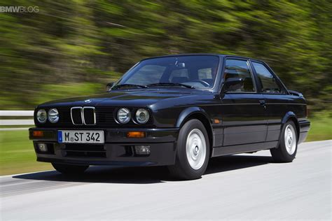 Bonkers BMW E30 With V8 Engine From M5 E39 Packs 440 Horsepower