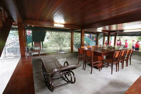 Ho Chi Minh’s Stilt House - Hanoi Local Tour