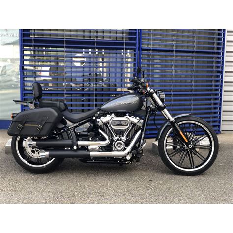 Rent the latest Harley Davidson from Moto-Plaisir Geneva