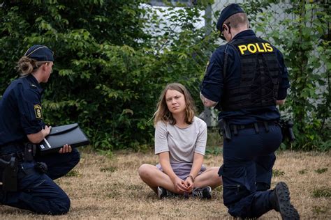 Greta Thunberg charged with disobeying police in Sweden