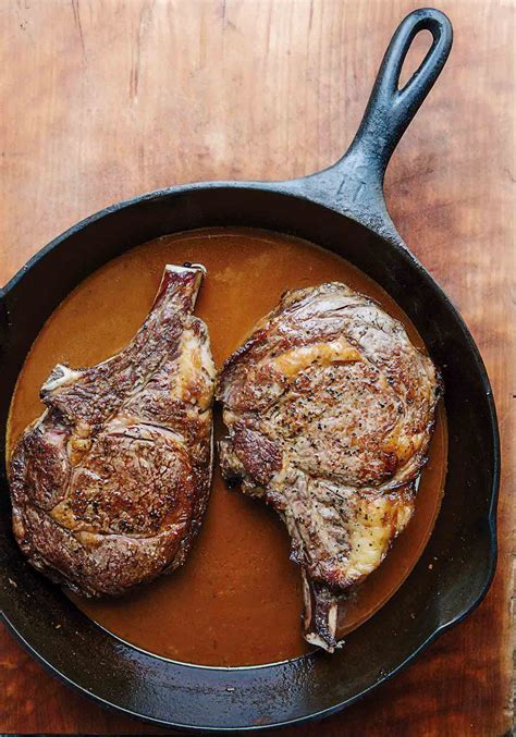 Cowboy Steaks with Guinness Sauce | Ricette